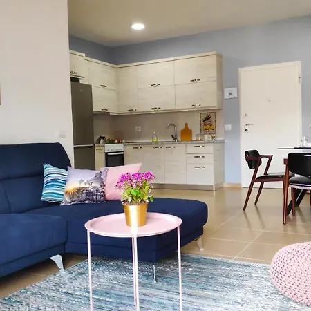 Bluehouse Pazari I Ri Apartment